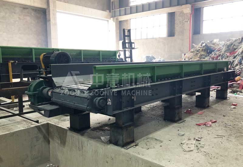 Two chain plate feeders